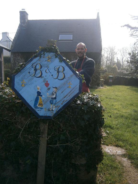 Les Chaumieres De Kerimel Bed & Breakfast Ploemel Exterior photo
